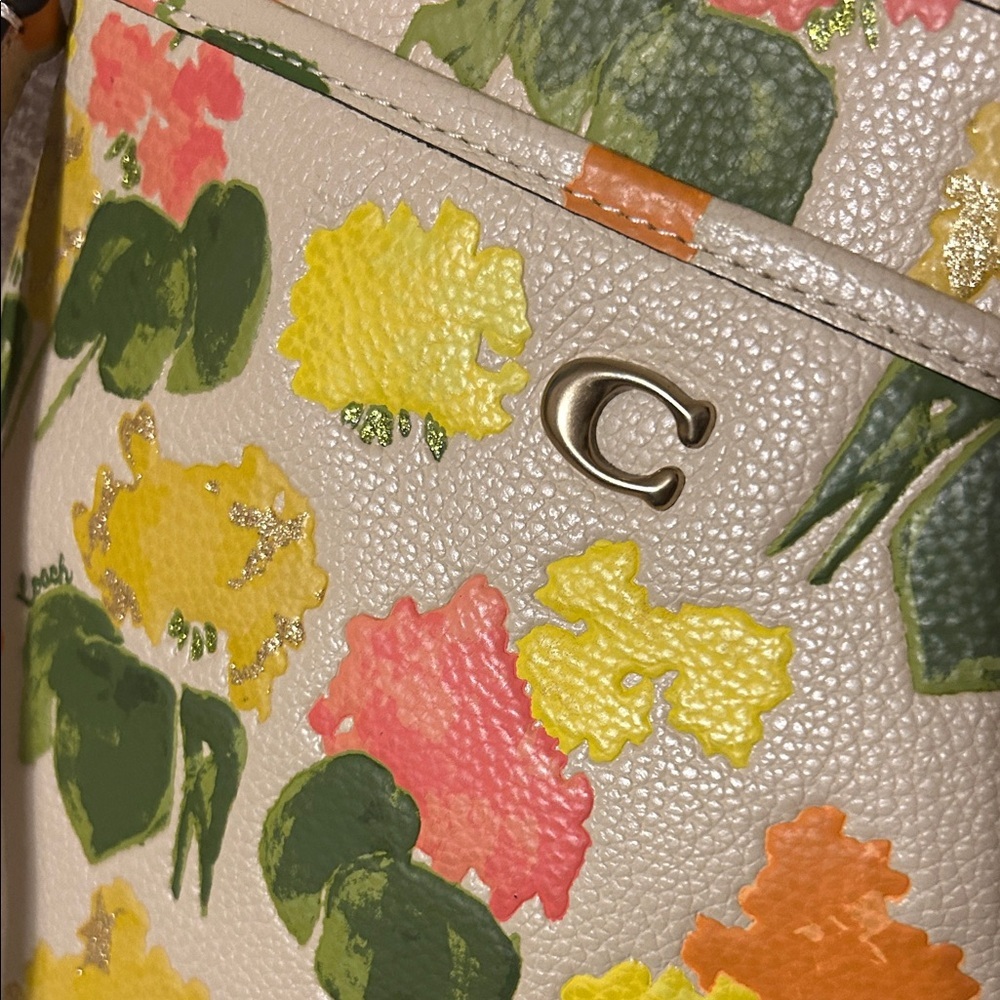 Coach Floral Crossbody Bag in Cream and Orange - Picture 3 of 9